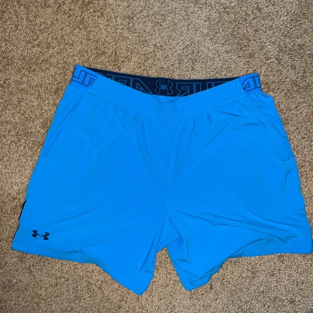 XXL Teal UA HEAT GEAR shorts